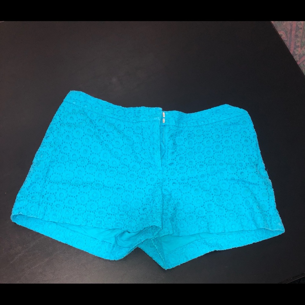 Crown & Ivy lacy shorts size 12. SD2